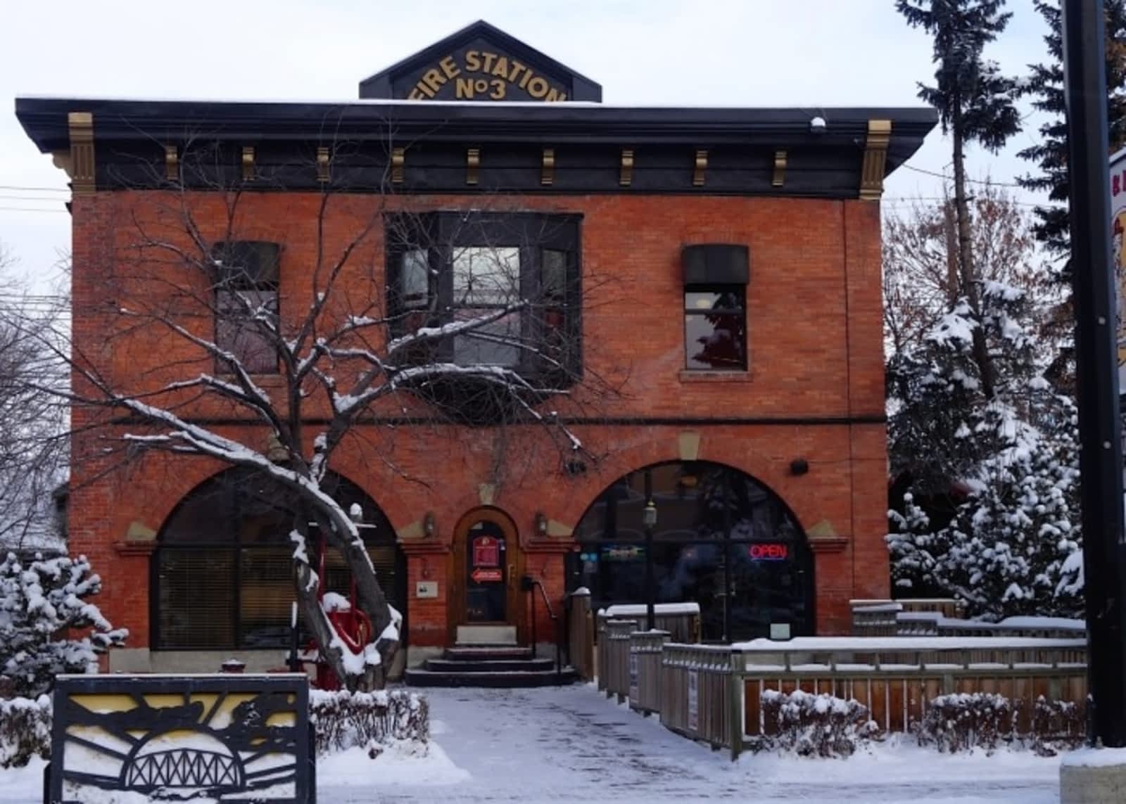 Photo credit: yellowpages.ca