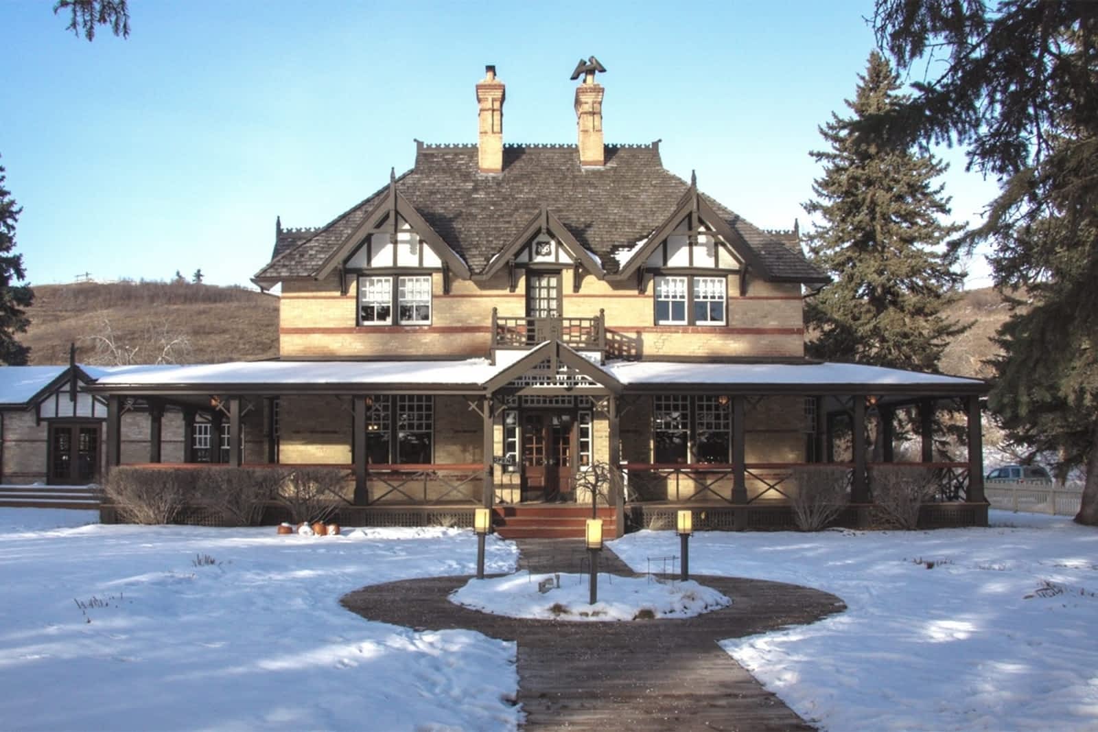Photo credit: yellowpages.ca