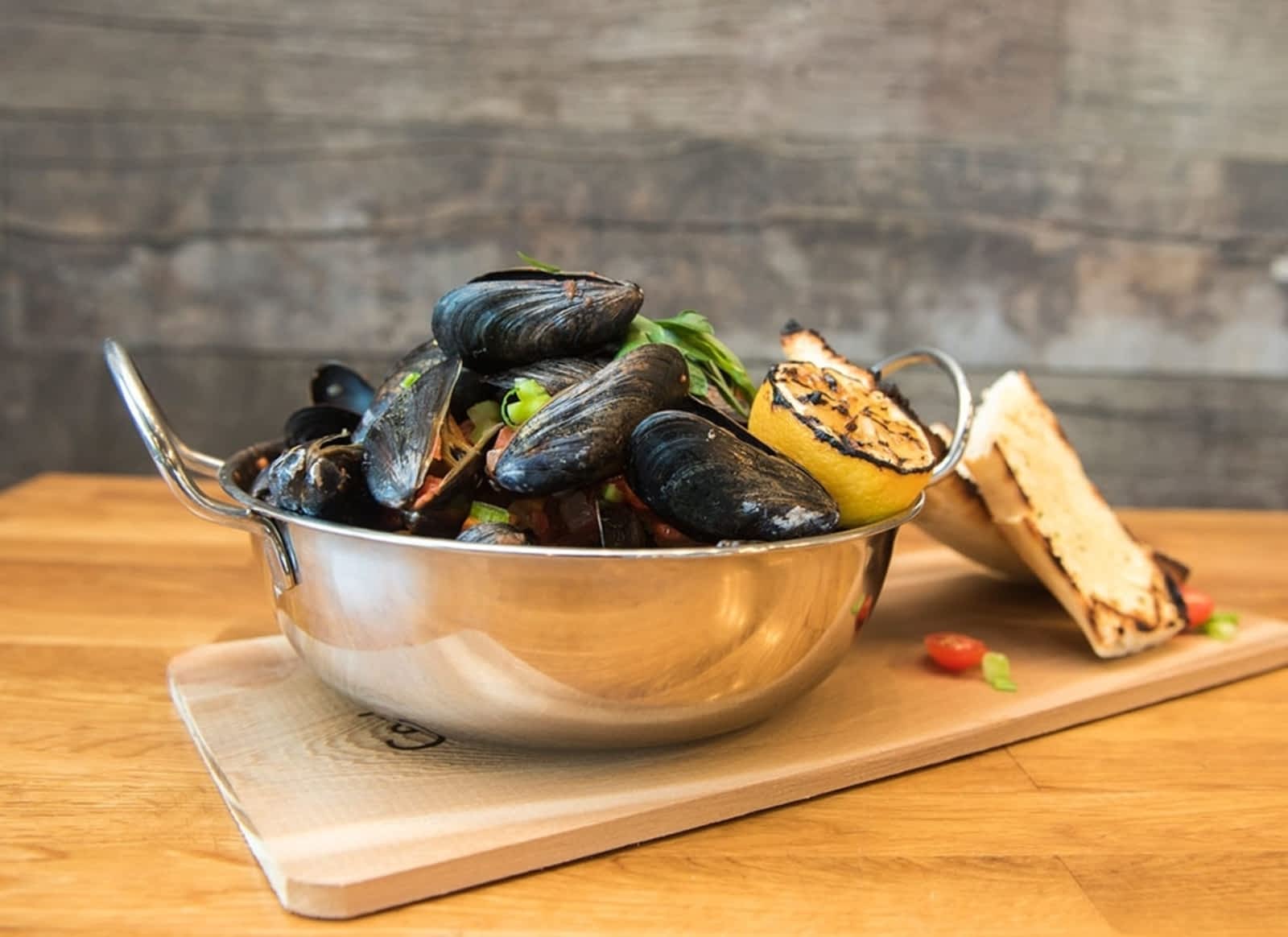 Photo credit: yellowpages.ca