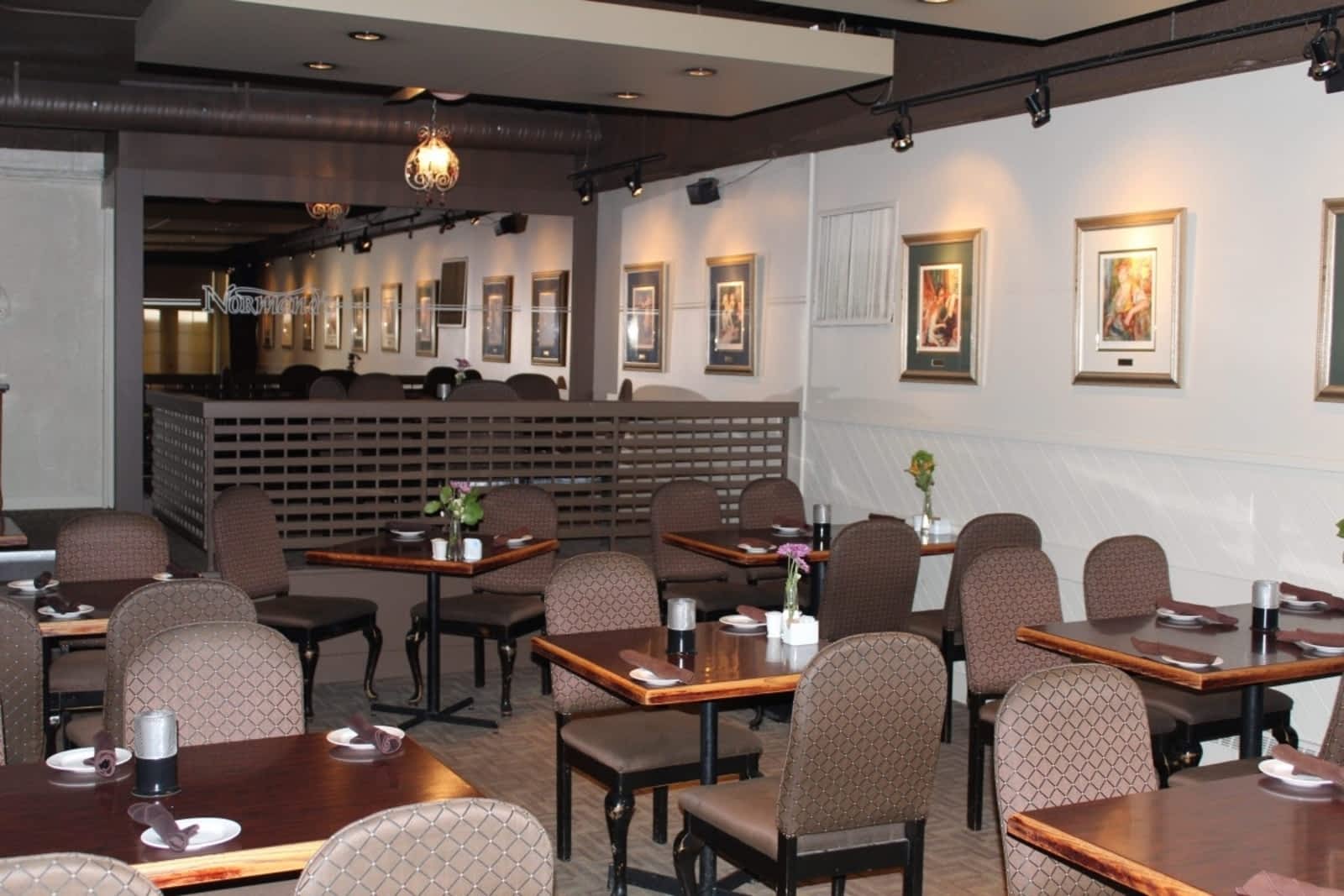 Photo credit: yellowpages.ca