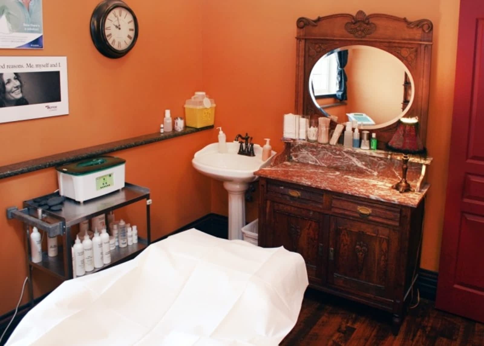 Photo credit: yellowpages.ca