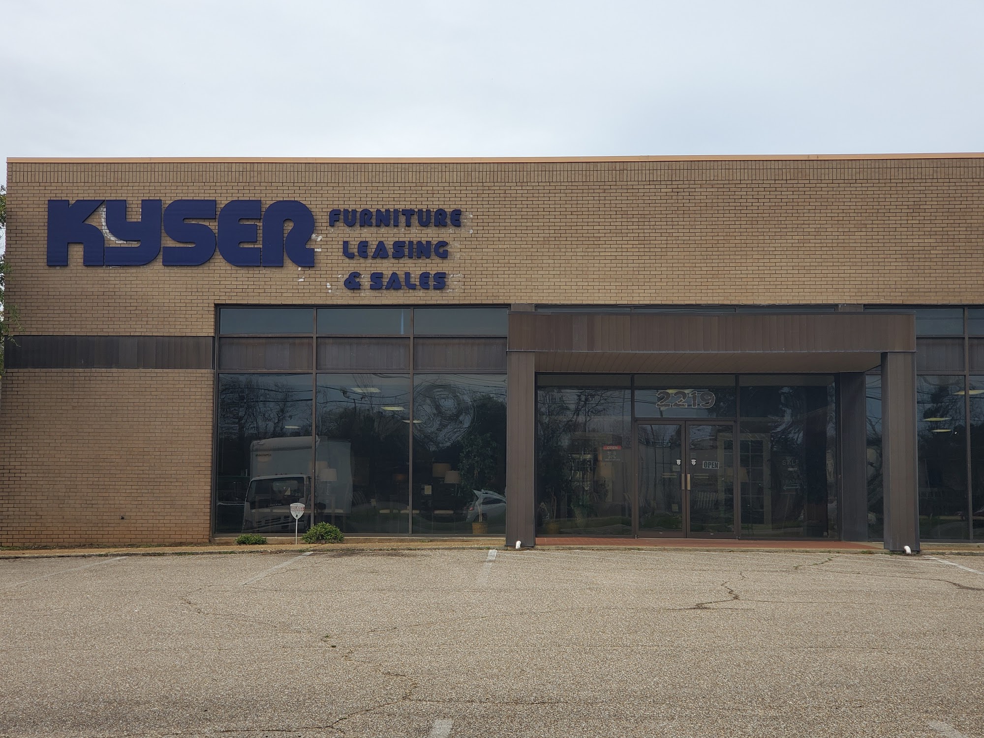 Kyser Furniture Leasing & Sale