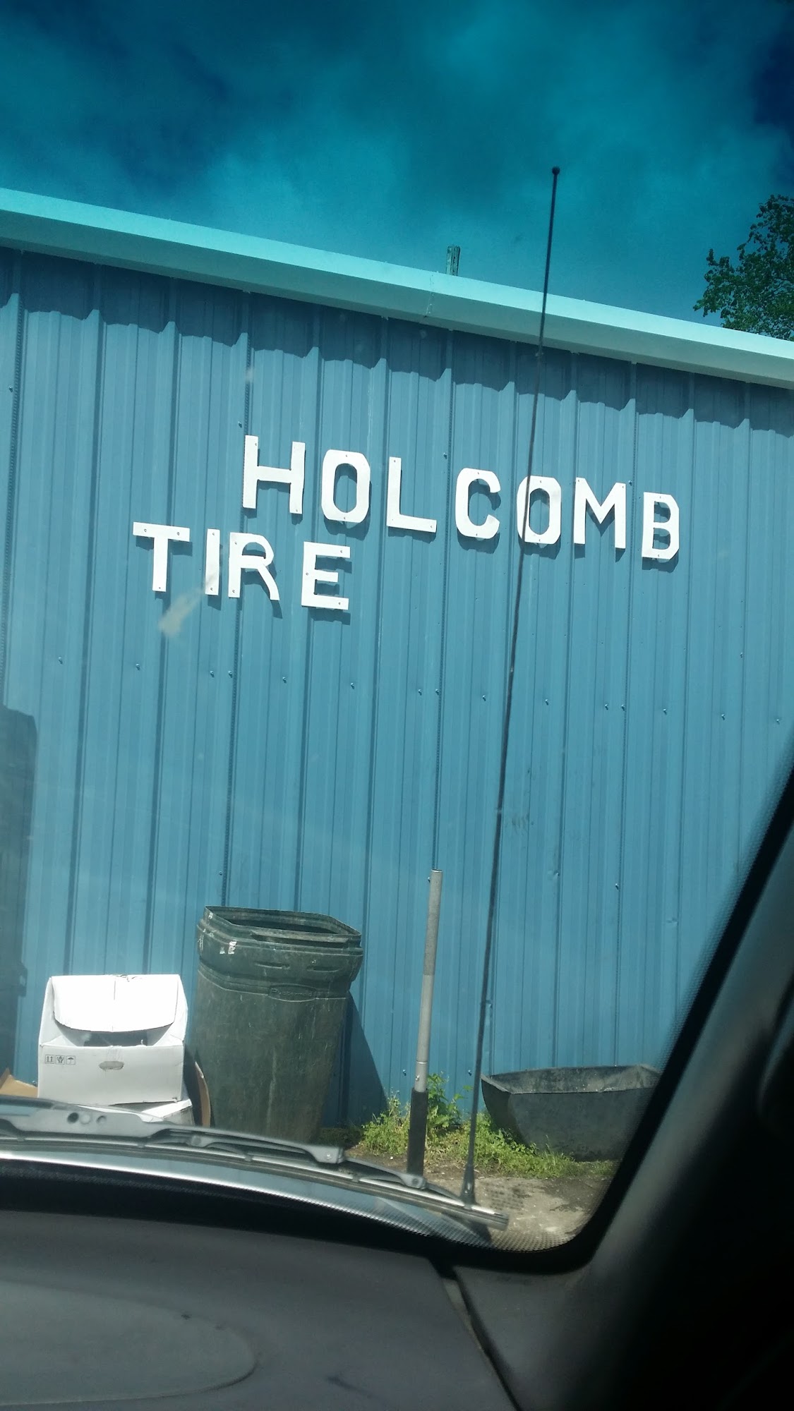 Holcomb Tire & Recapping Services