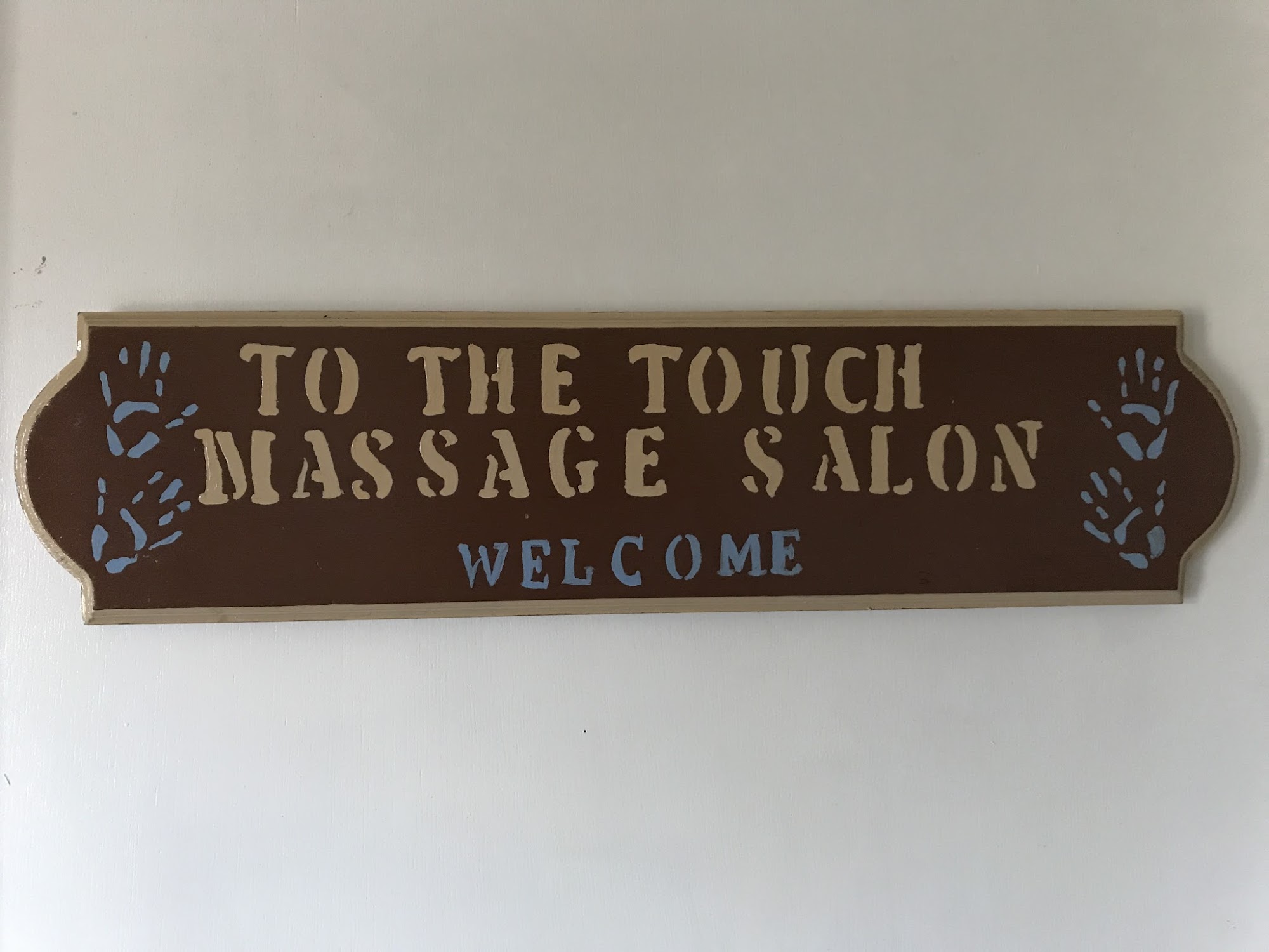 To The Touch Massage
