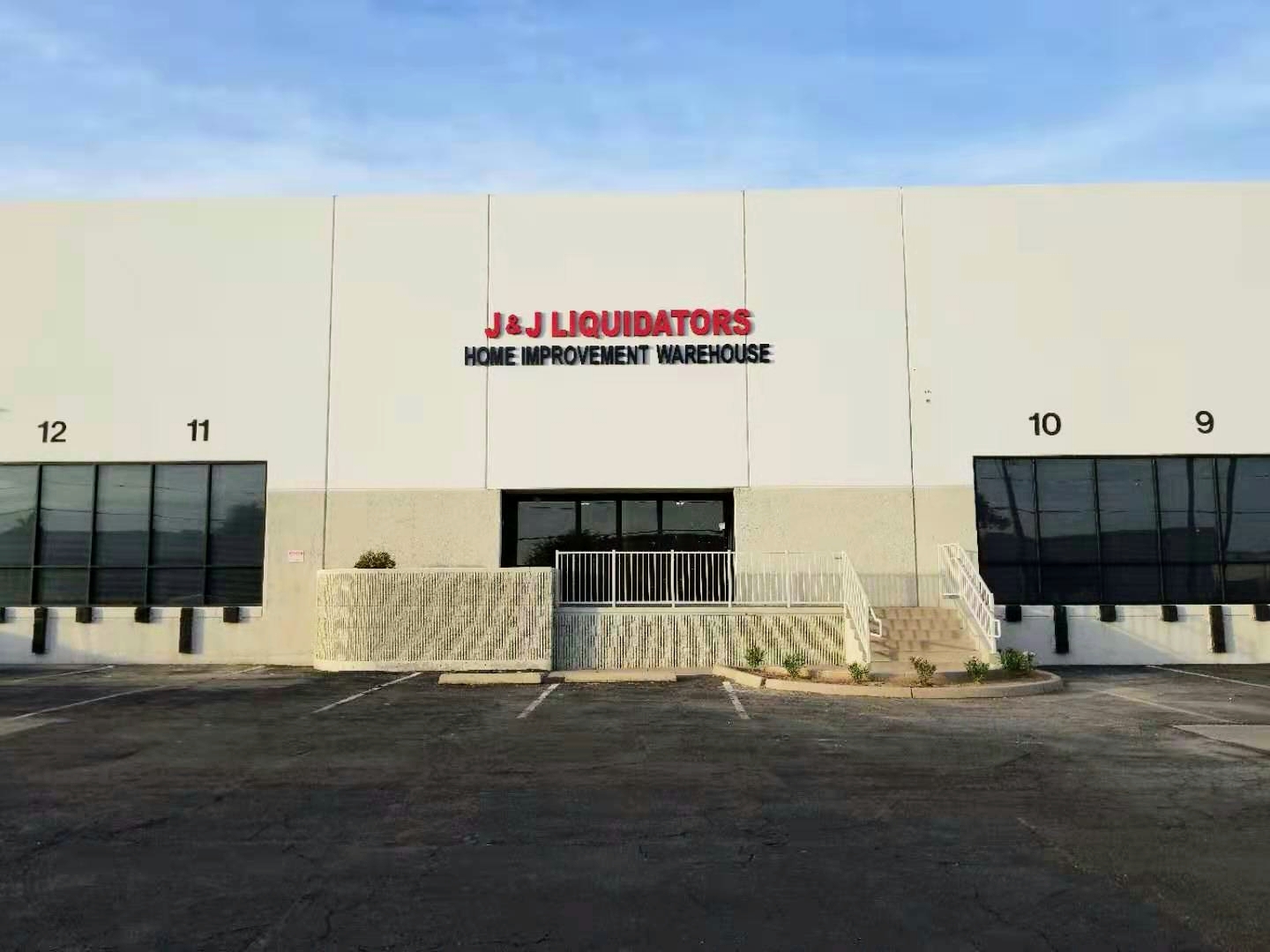 J&J LIQUIDATORS LLC