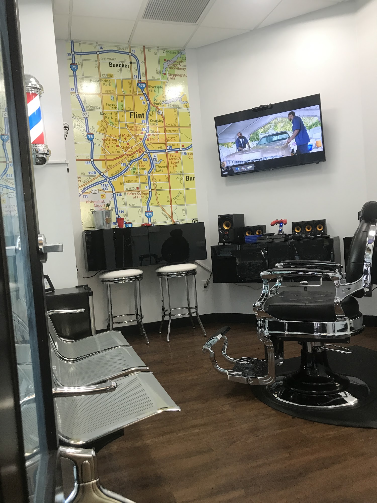 Fly city barbershop