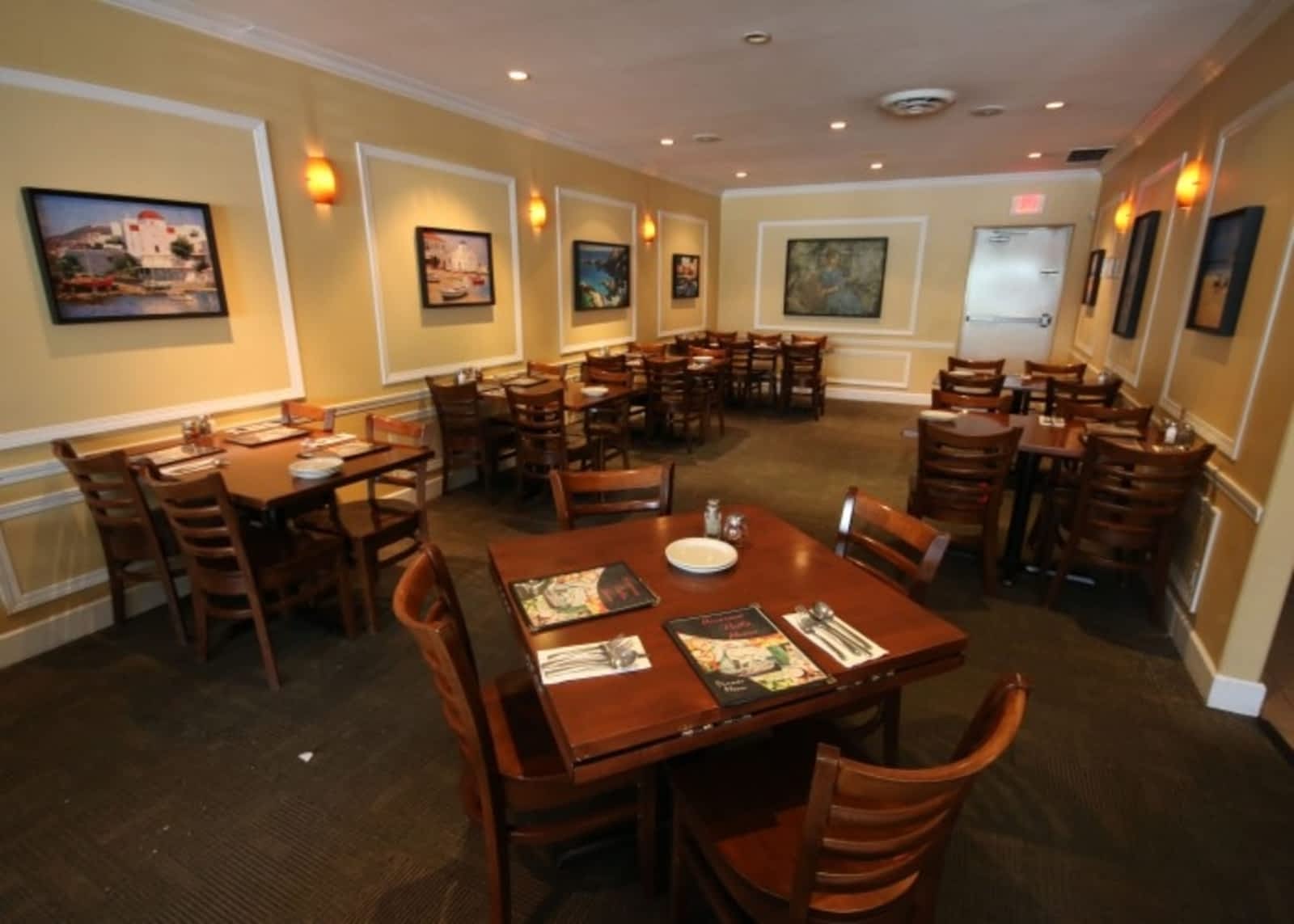 Photo credit: yellowpages.ca
