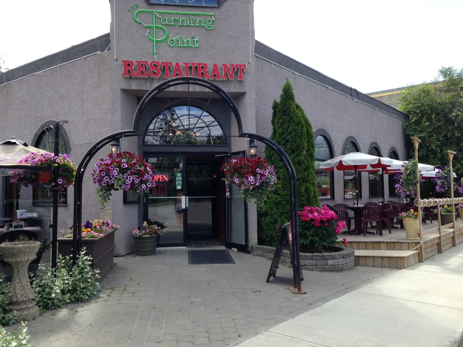 Photo credit: yellowpages.ca