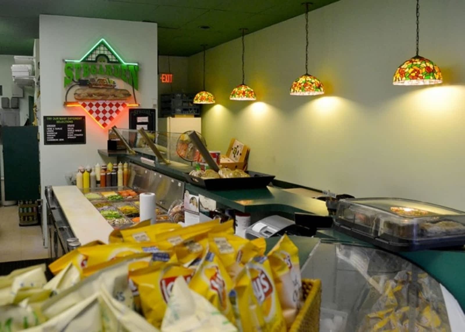 Photo credit: yellowpages.ca