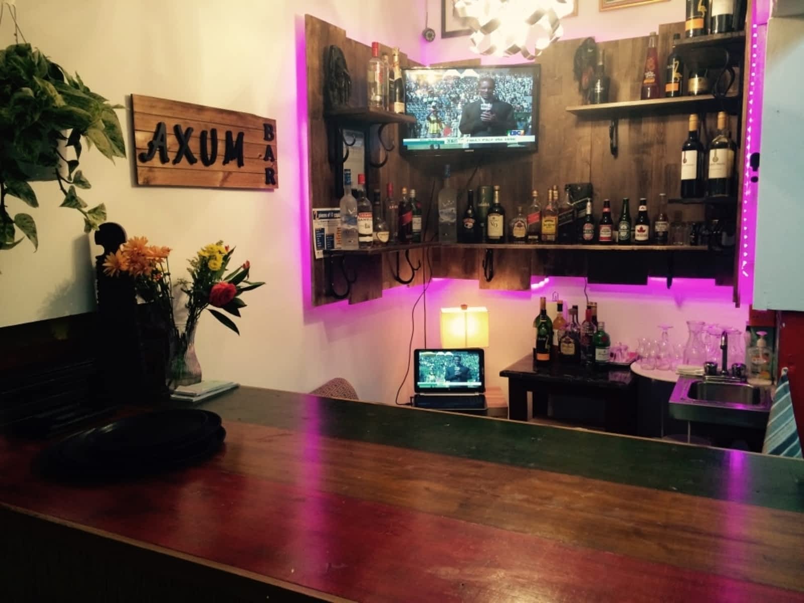 Photo credit: yellowpages.ca