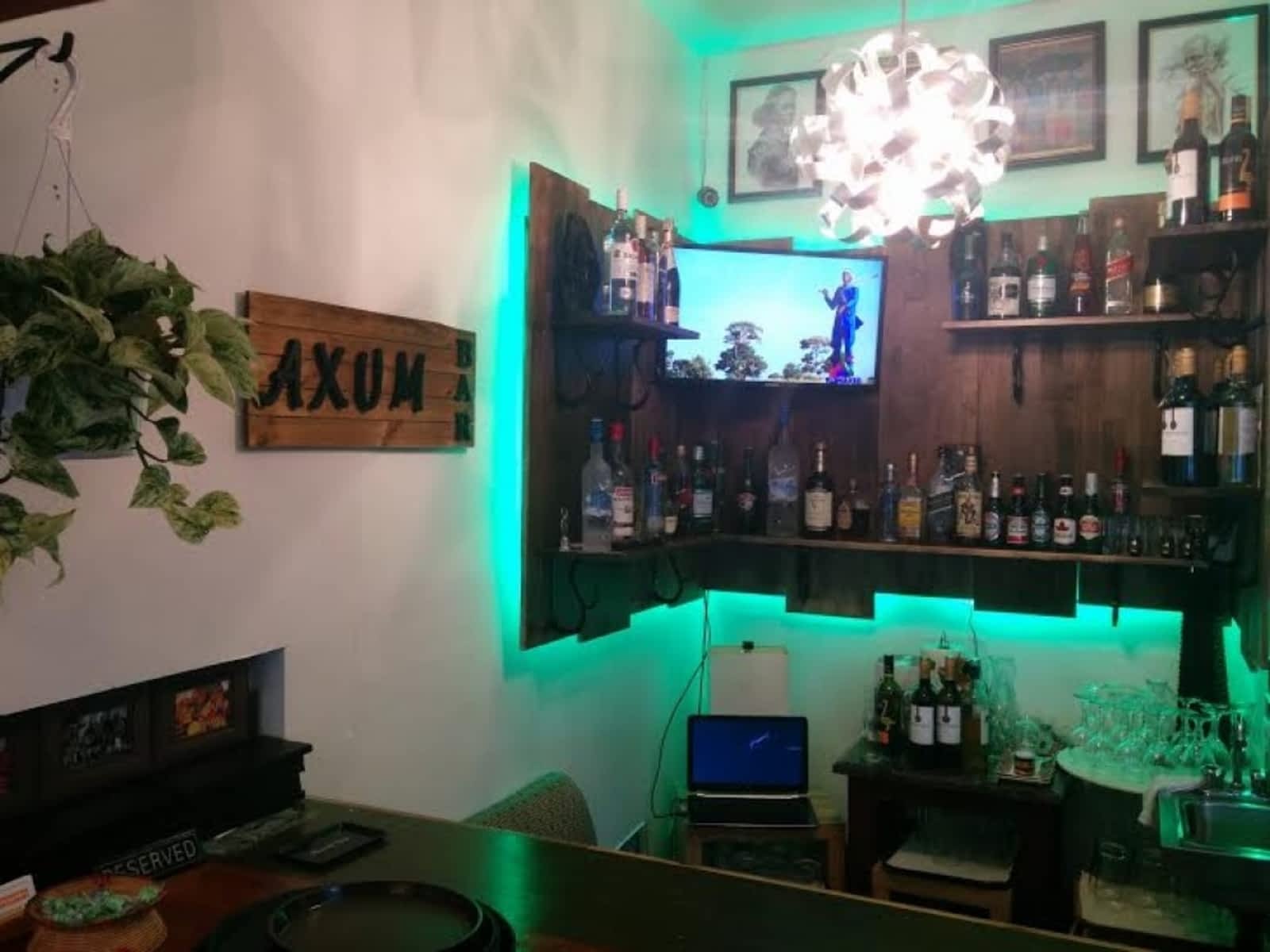 Photo credit: yellowpages.ca