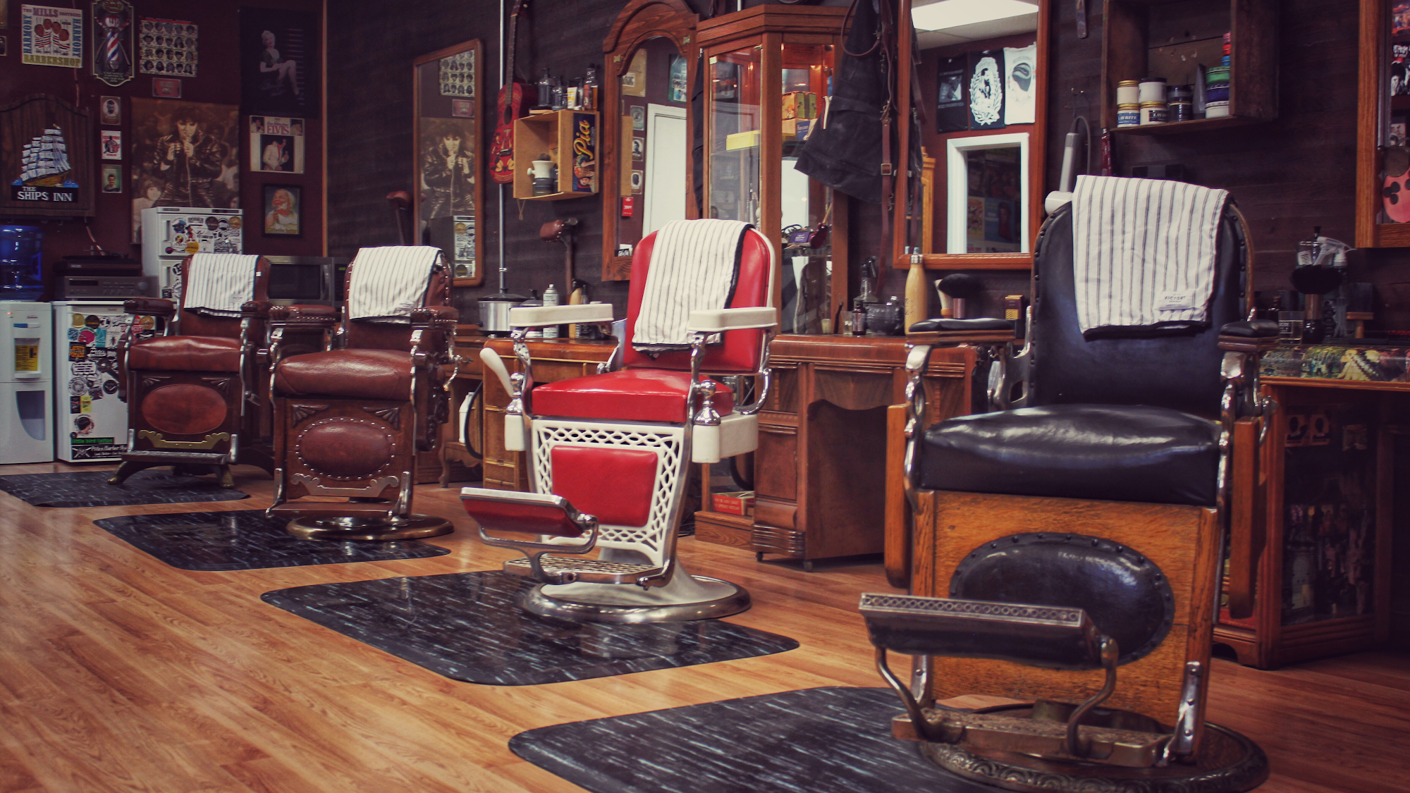 The Gentlemen's Shop and Shave Parlour