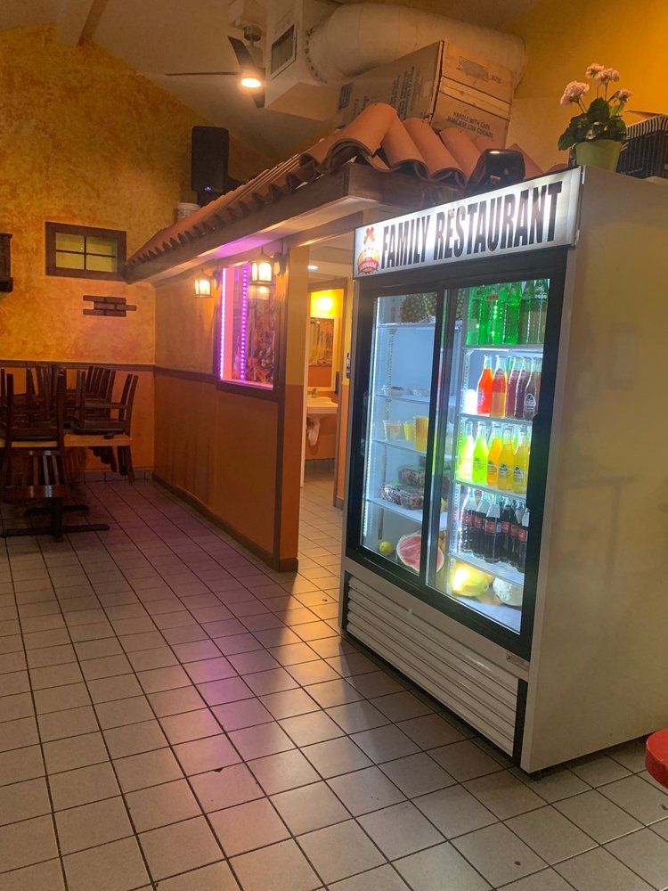Tortas Ahogadas 8936 Woodman Ave, Arleta