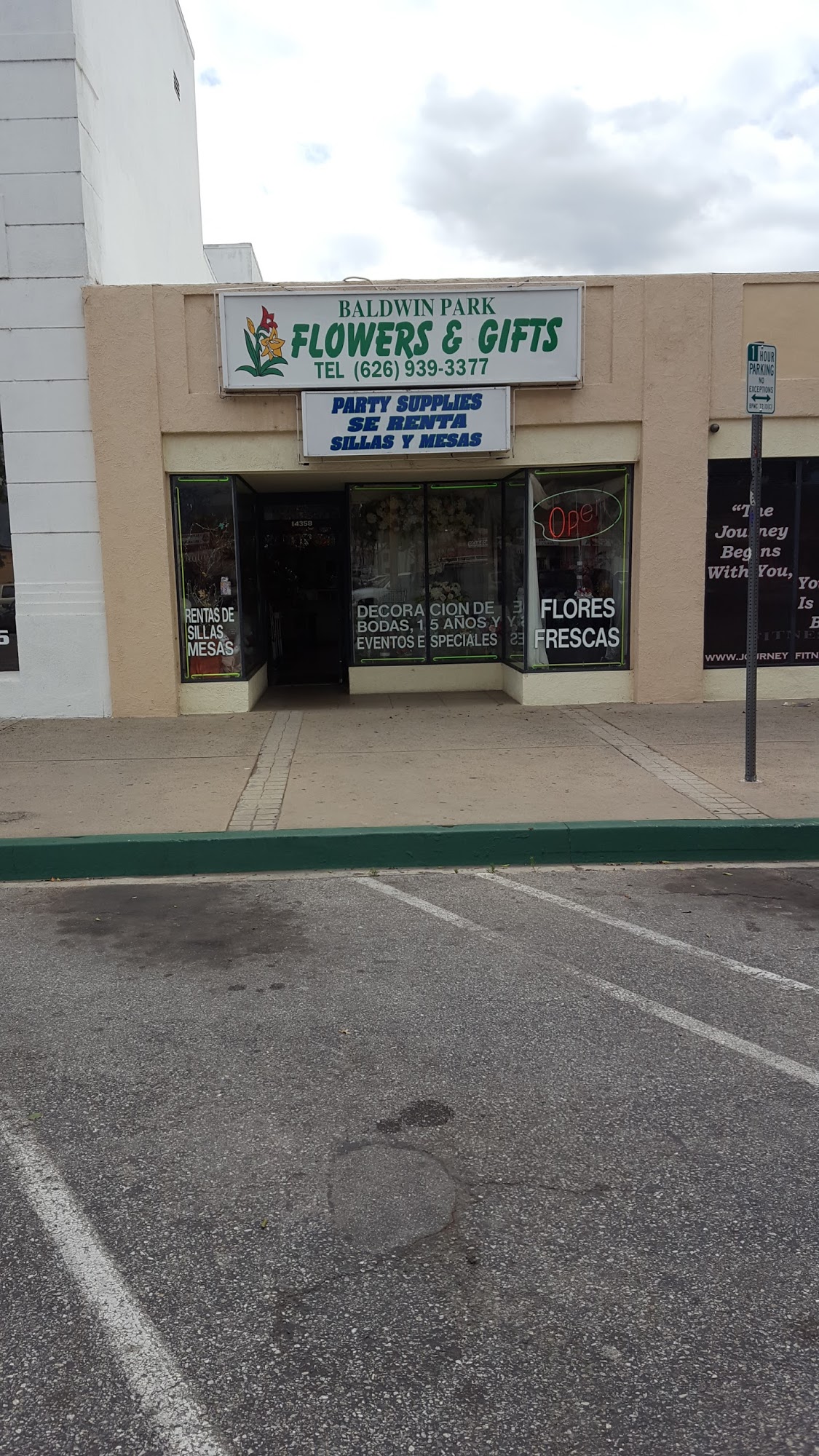 Baldwin Park Flowers & Gifts