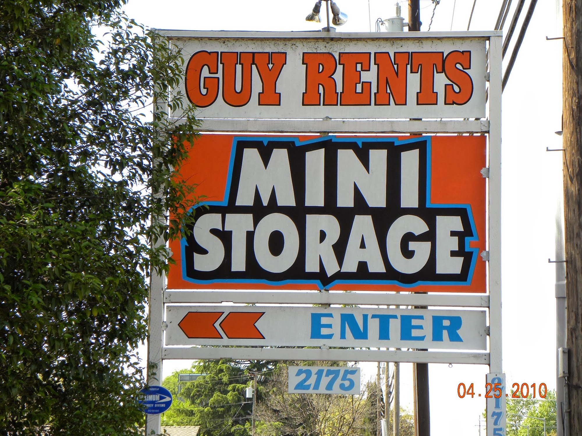 Guy Rents Mini Storage