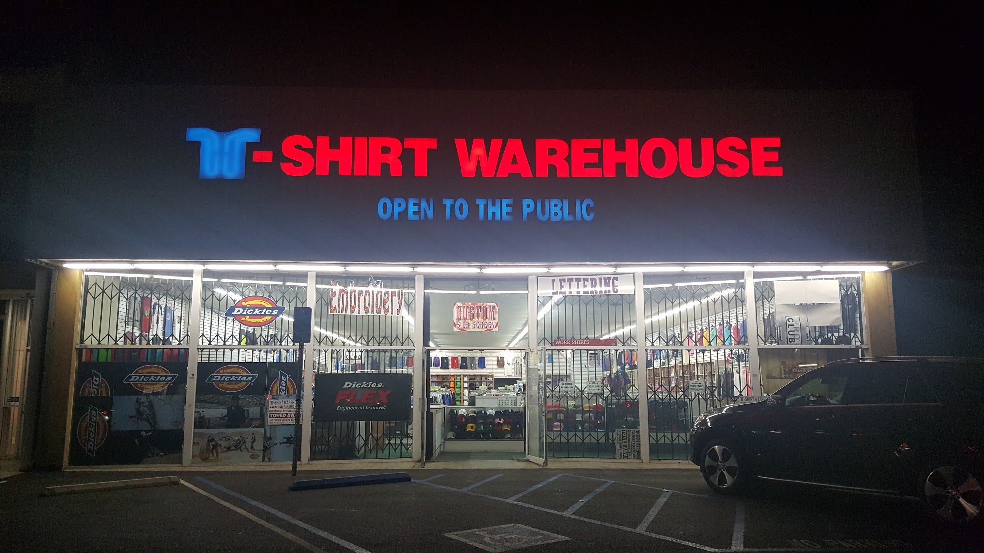 T-Shirts Warehouse