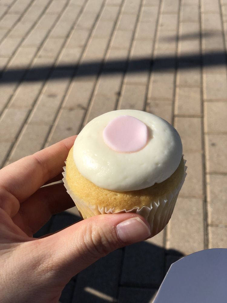 Kara's Cupcakes 5615 Bay St, Emeryville