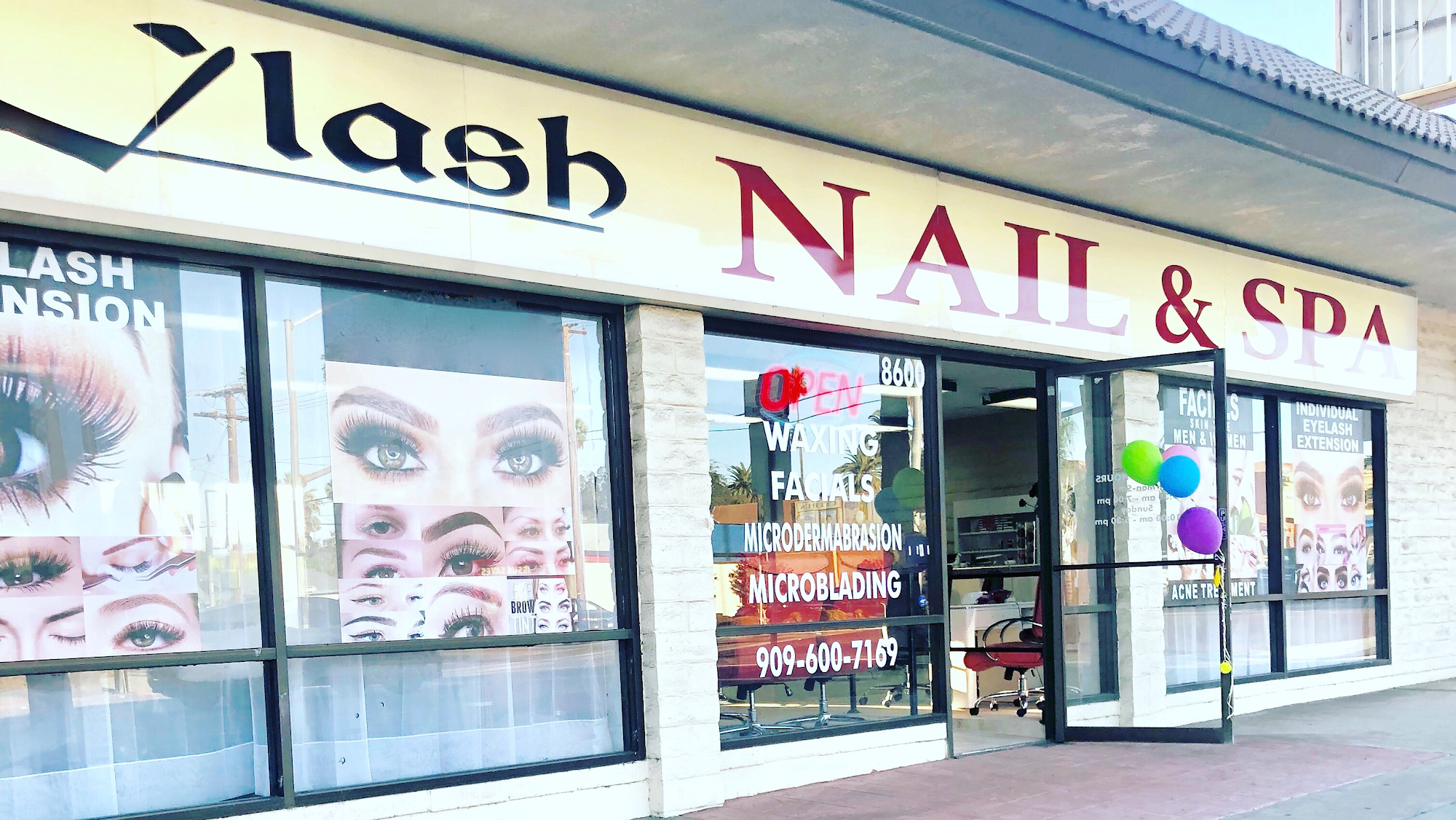 i Lash Nails & Spa