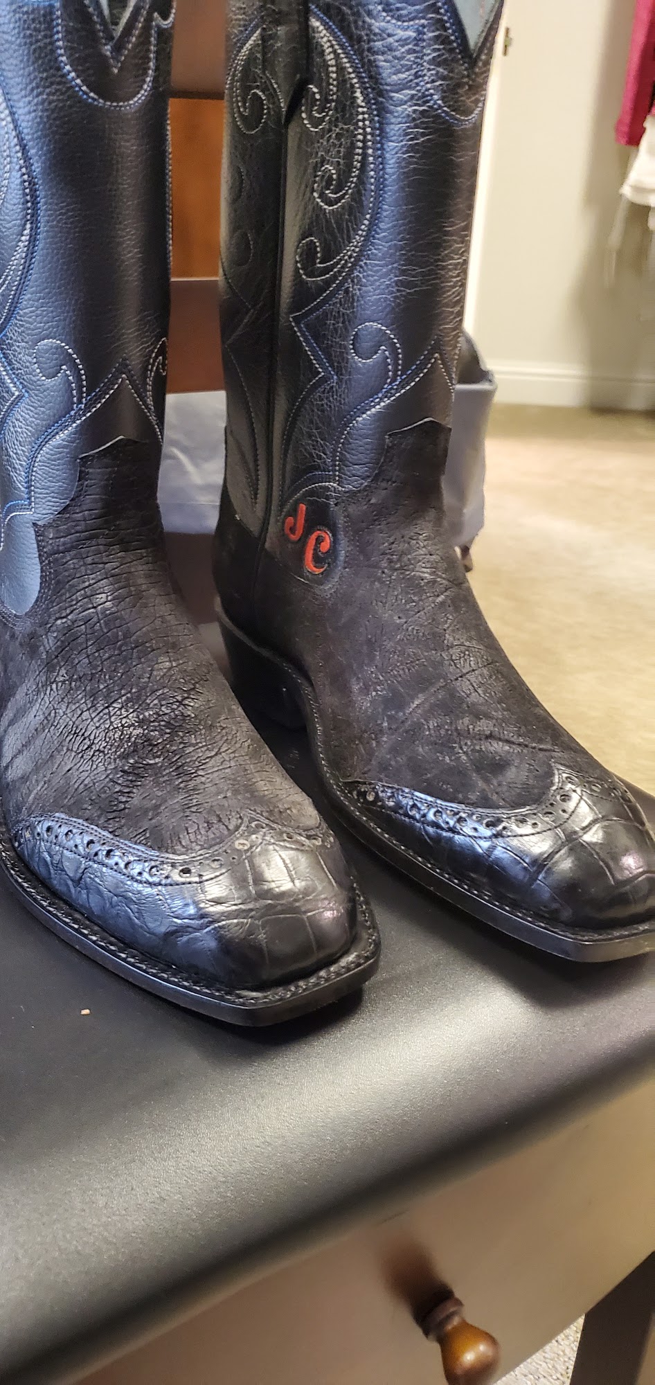 Luis's Custom Shoes & Boot
