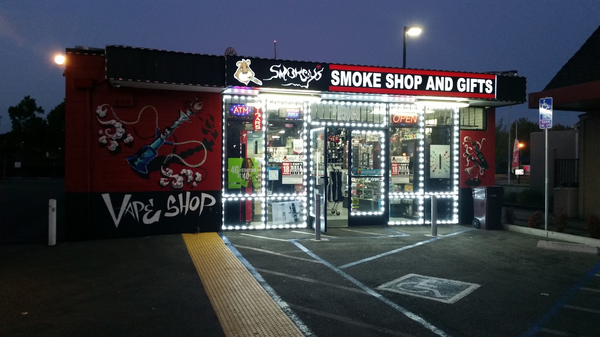 Smokey's Smoke Shop / Vape Shop & Gifts