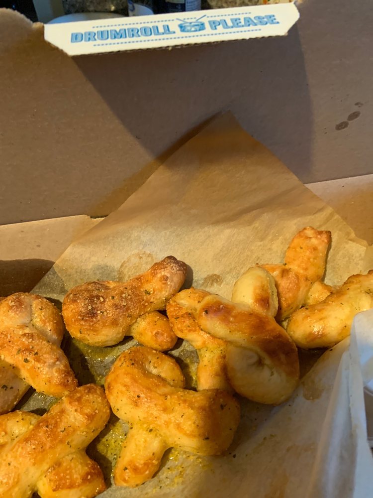 Domino's Pizza 5538 Del Amo Blvd, Lakewood