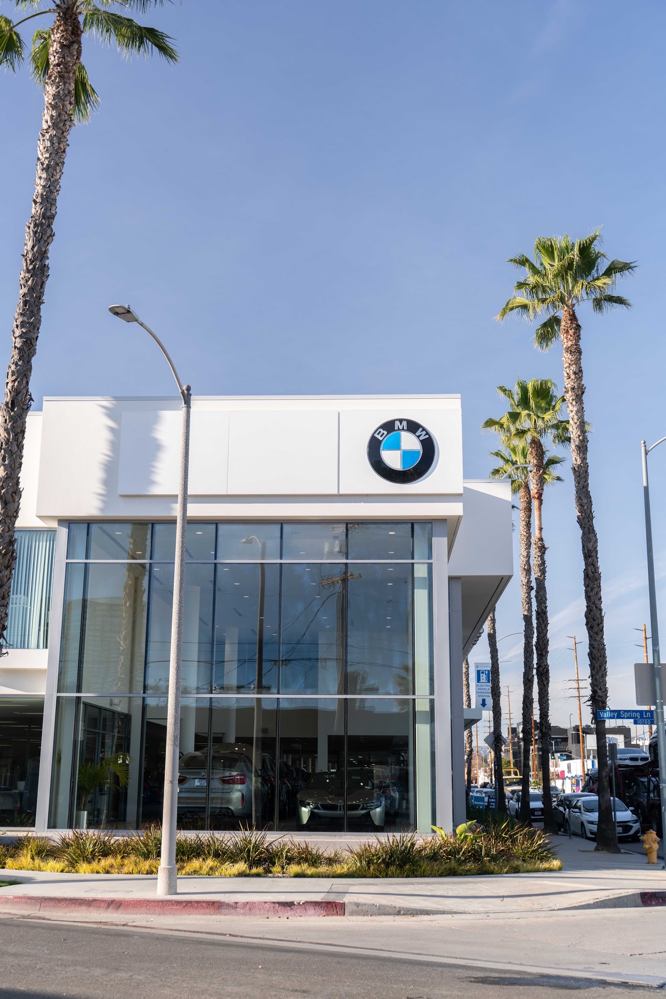 CENTURY WEST BMW - North Hollywood CA - Hours, Directions, Reviews ...