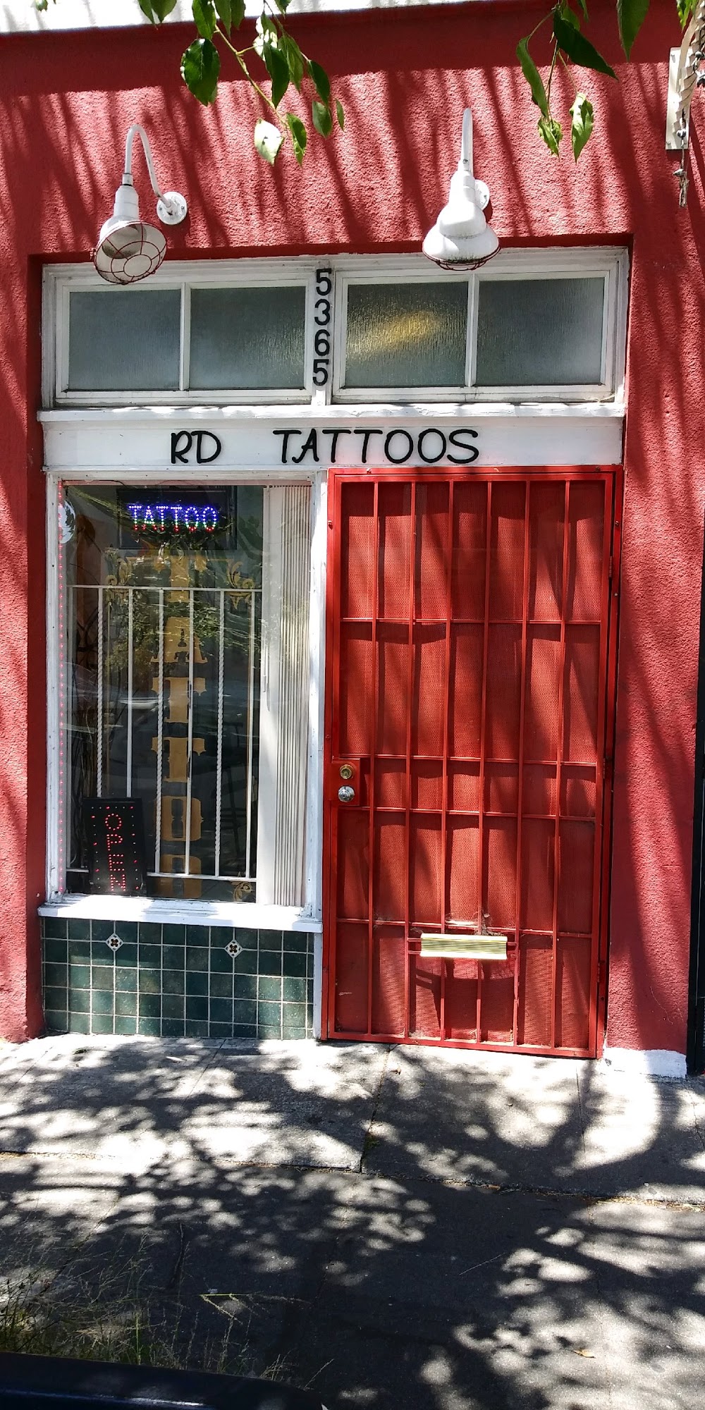 Rd Tattoo Shop