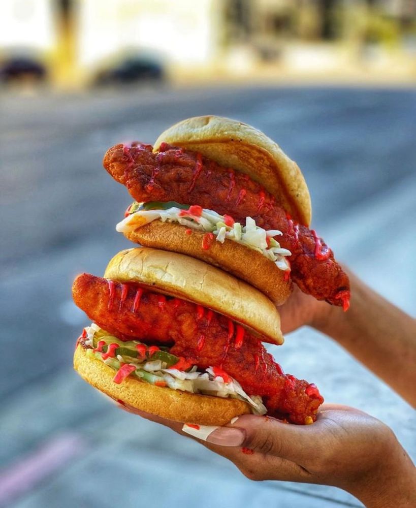 Nashville Hot Chicken 10750 Glenoaks Blvd #3, Pacoima