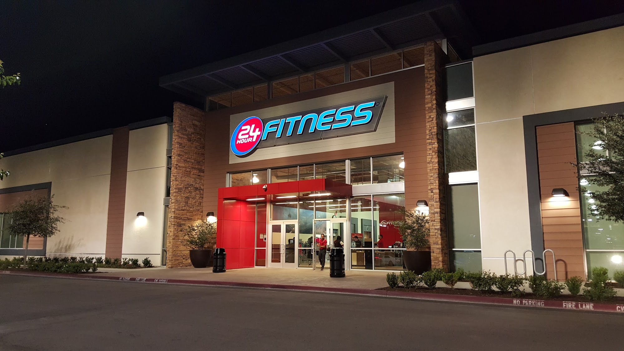 24 Hour Fitness
