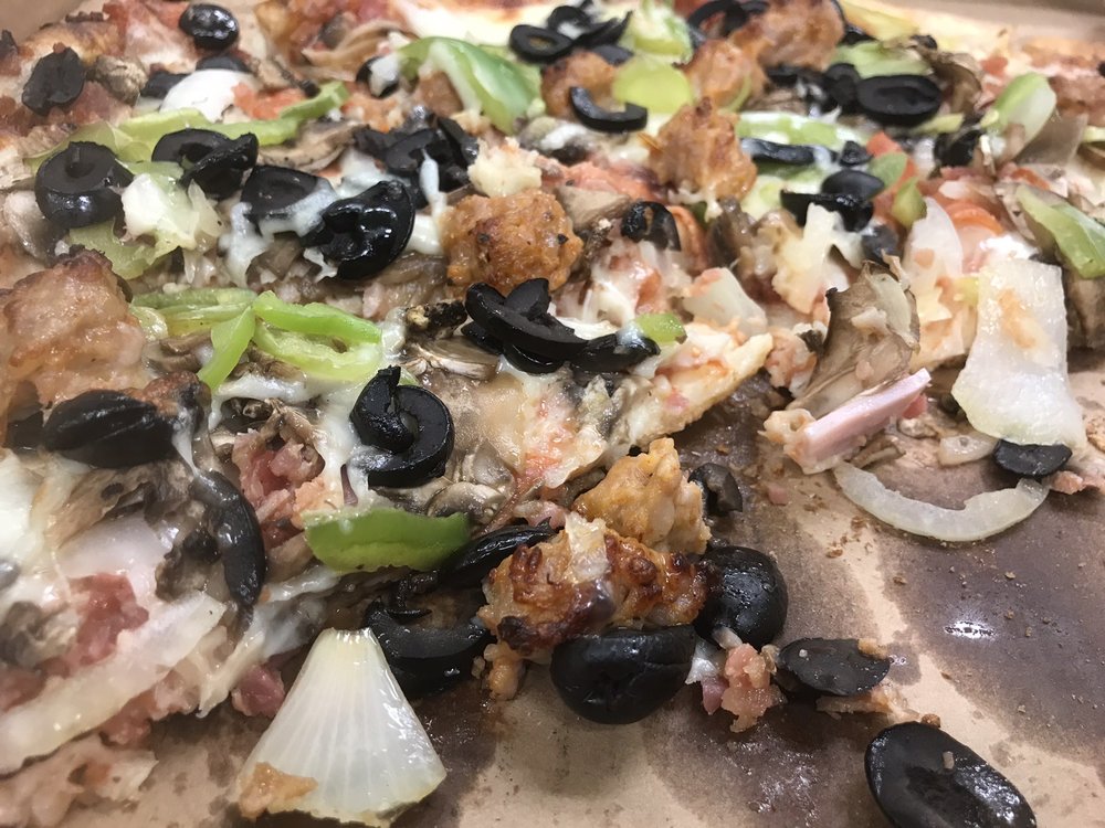 Uncle Howie's Pizza 800 E Lugonia Ave a, Redlands