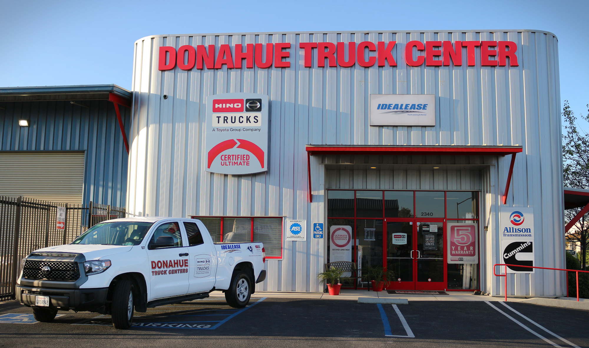 Donahue Truck Centers & Donahue Idealease