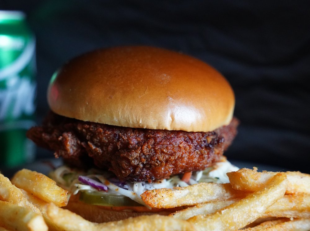 24 Hot Chicken & Waffle Bar 12048 Ventura Blvd, Studio City