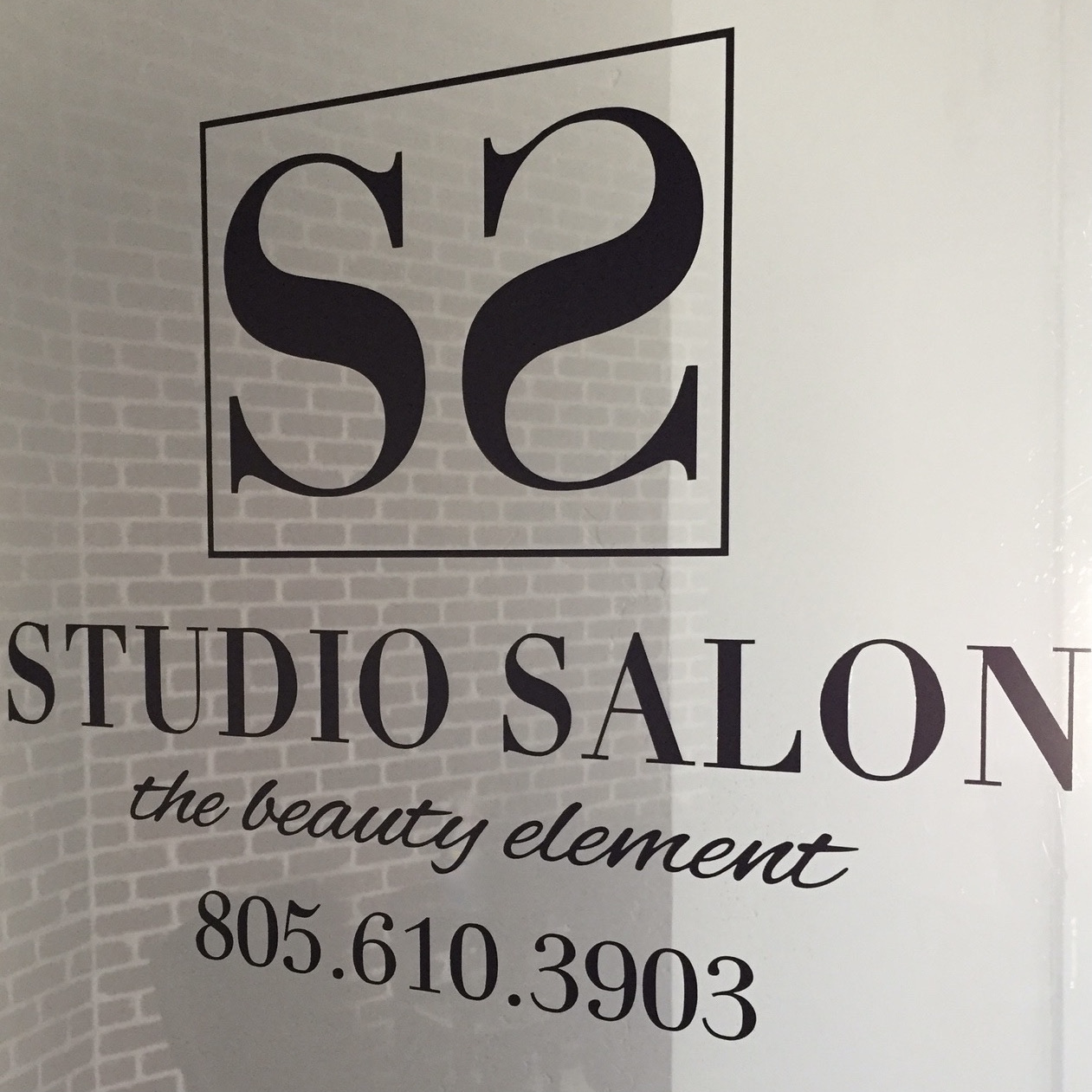 Studio Salon the beauty element