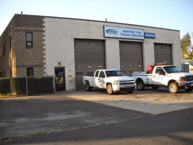Service Tire Truck Center - Commercial Truck Tires at Bloomfield, CT