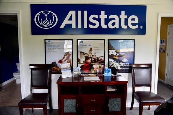 Hilary Bernetich: Allstate Insurance