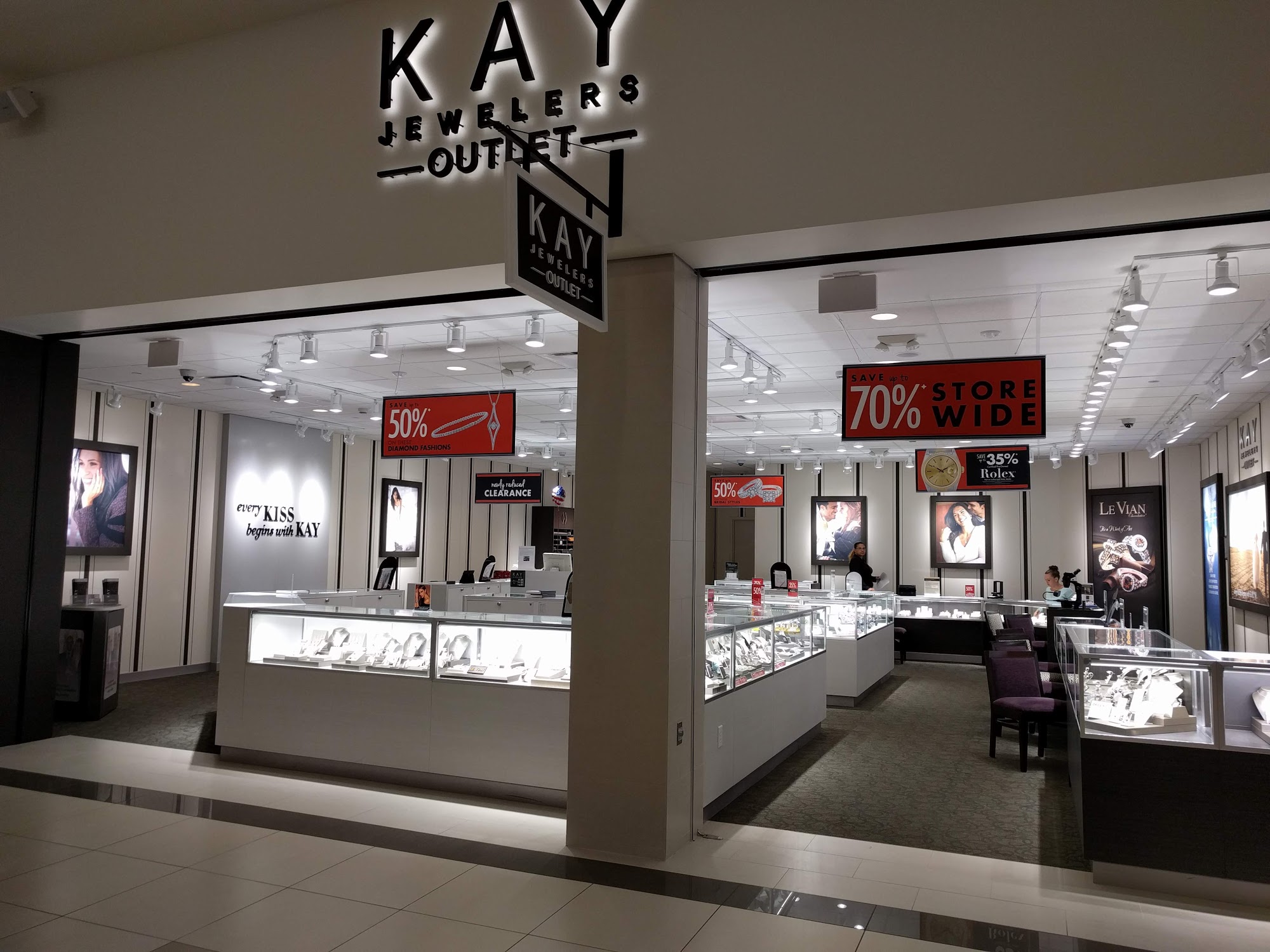 KAY Outlet