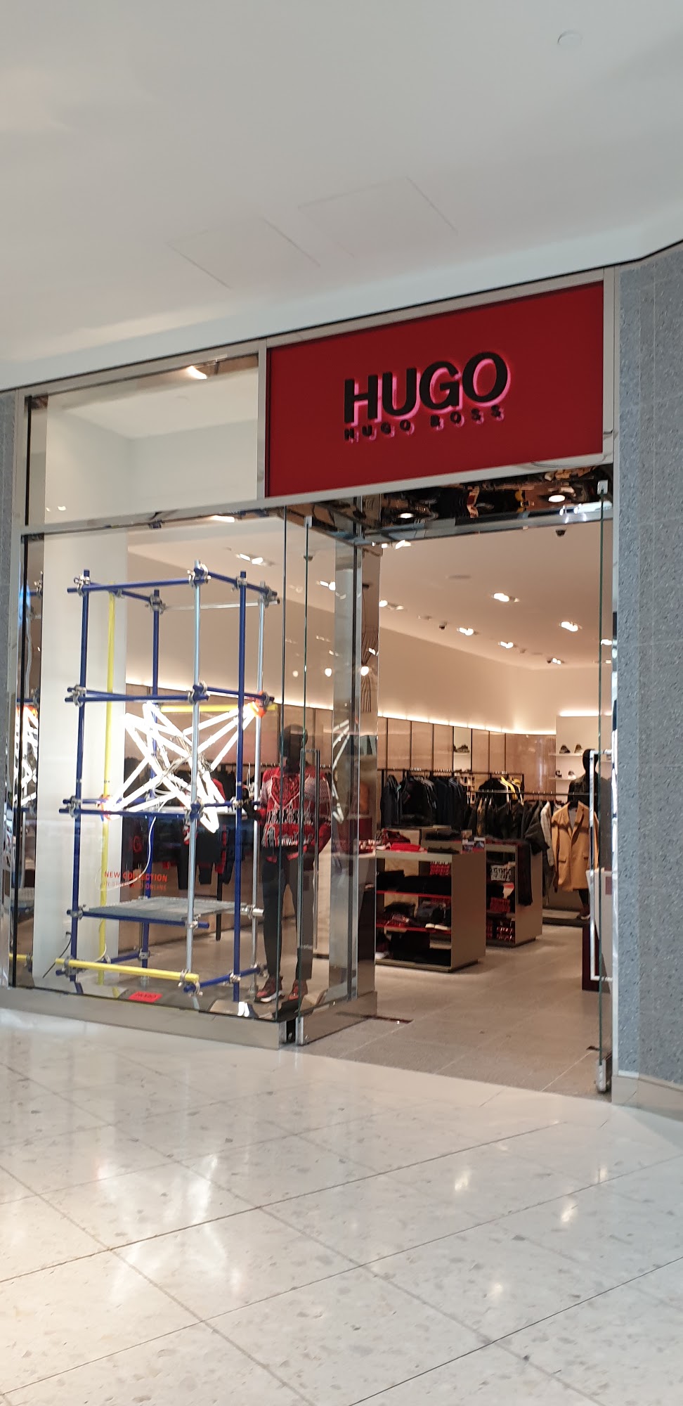 HUGO Store
