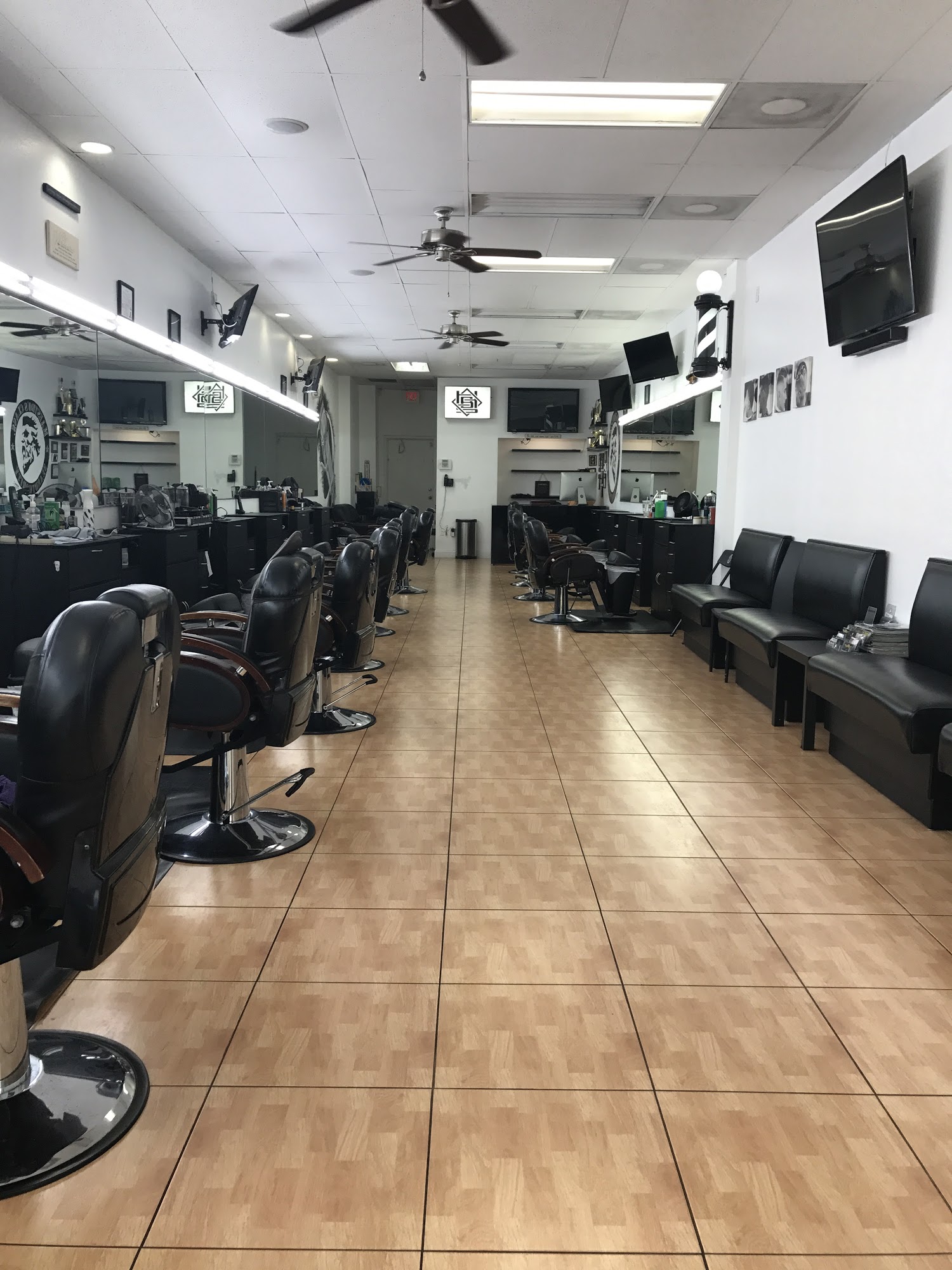 Heavy Hittaz Barber Shop