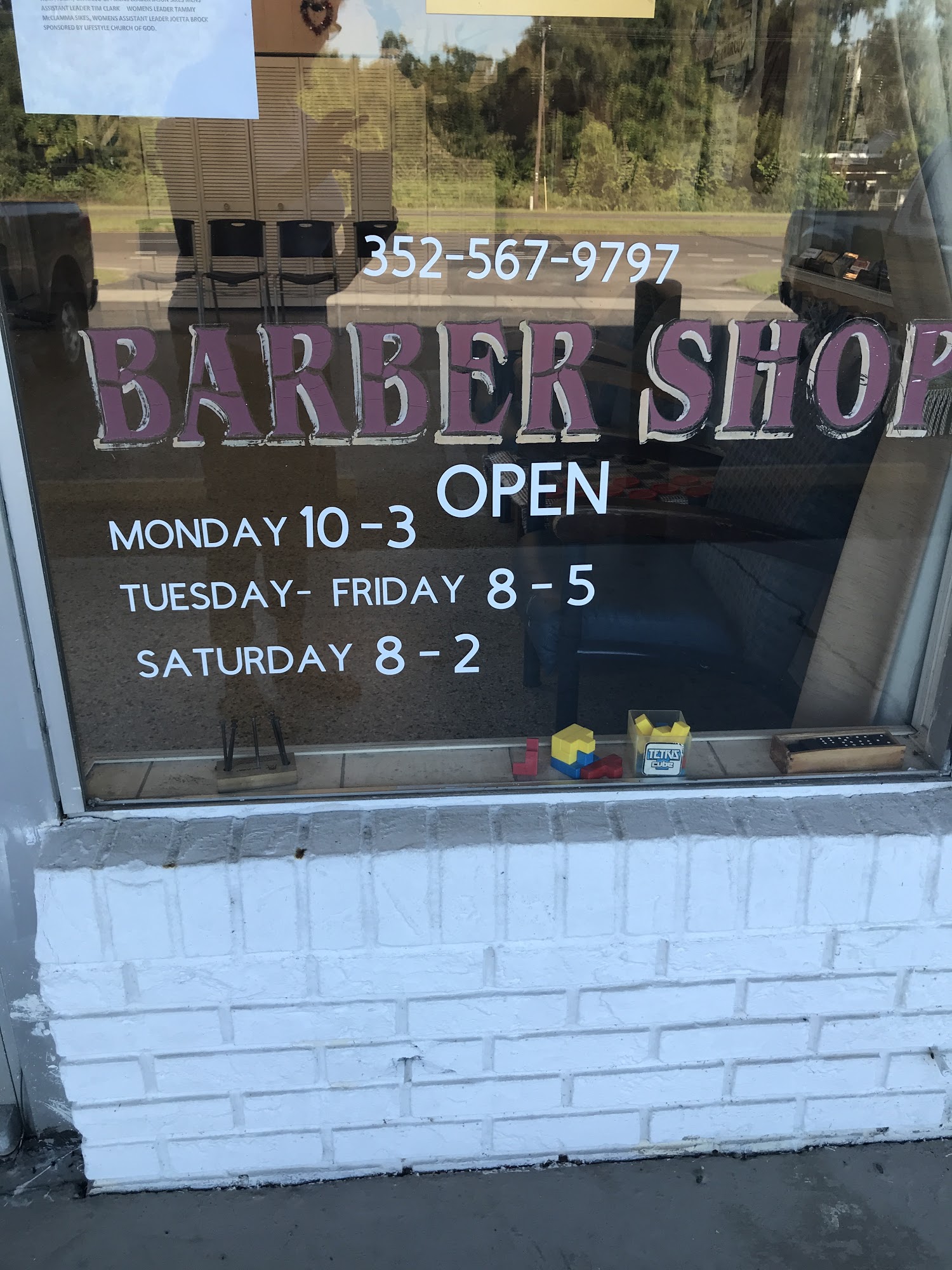 Merv's Barber Shop