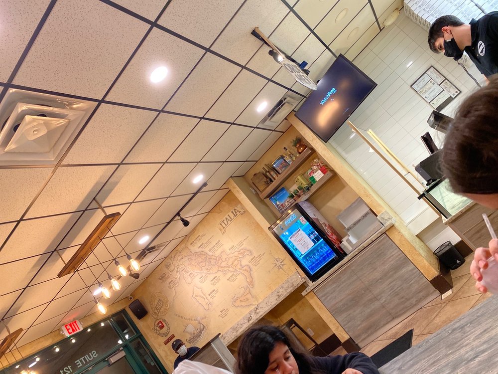 Angelos Pizzeria 3325 S University Dr, Davie