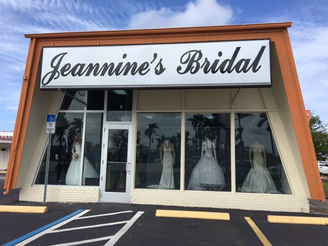 Jeannine's Bridal - Wedding Dresses ,Prom Dresses,alterations