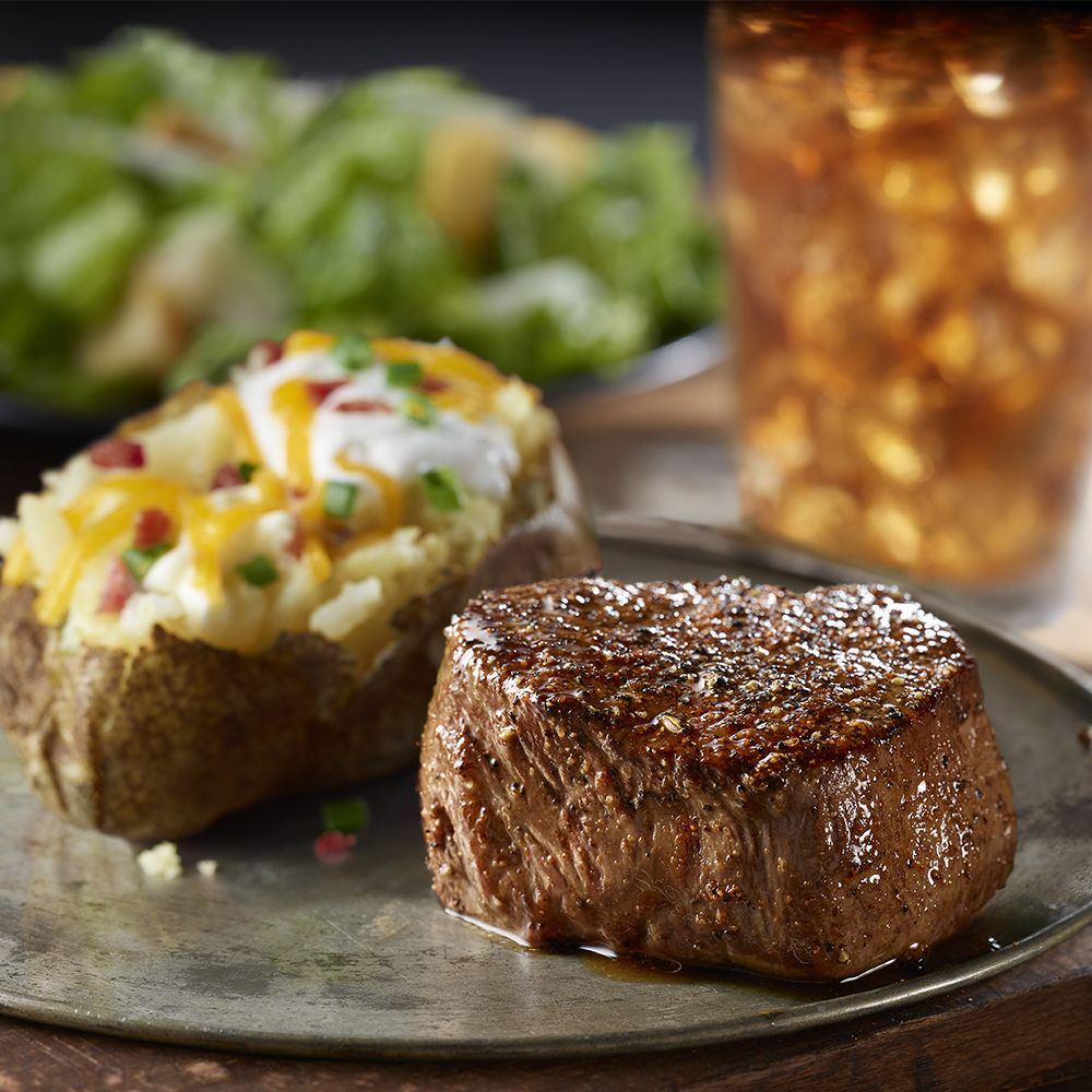 LongHorn Steakhouse 2531 NE 8th St, Homestead