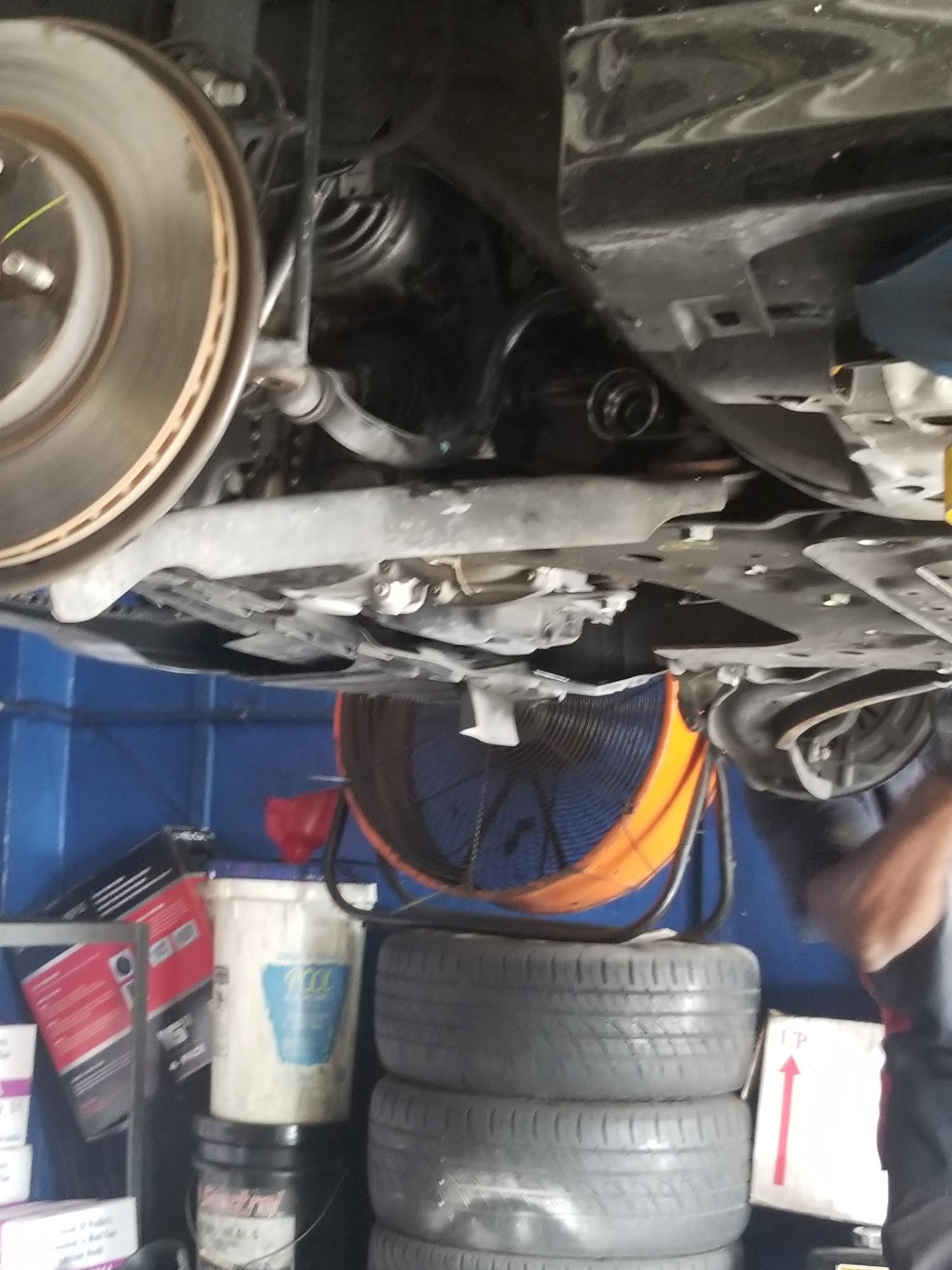 PF Auto Repair & Tires