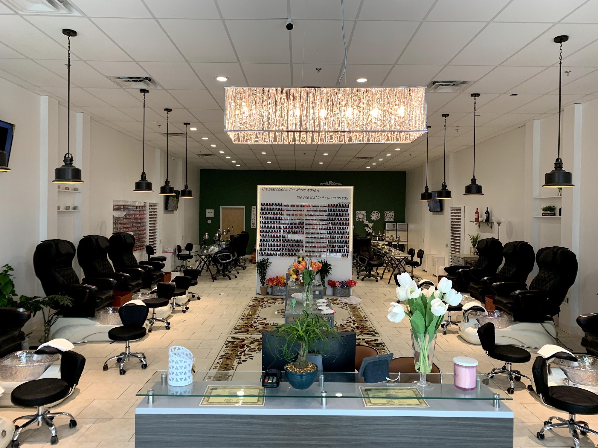 The Nail Room in Pace