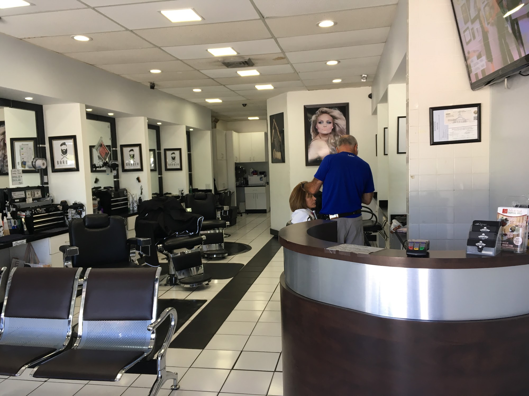 Delanas Salon & Barber Shop