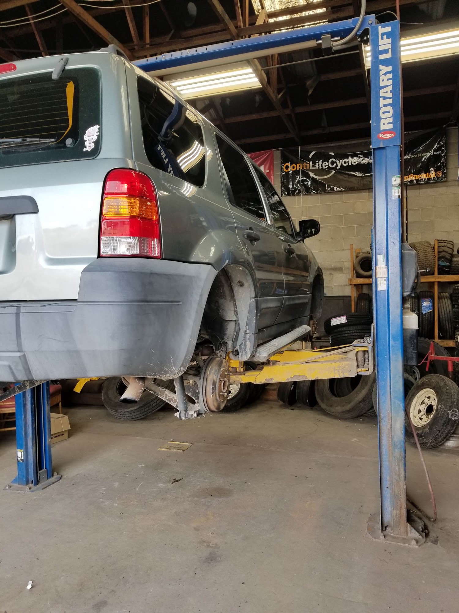 Moody's Tire Service