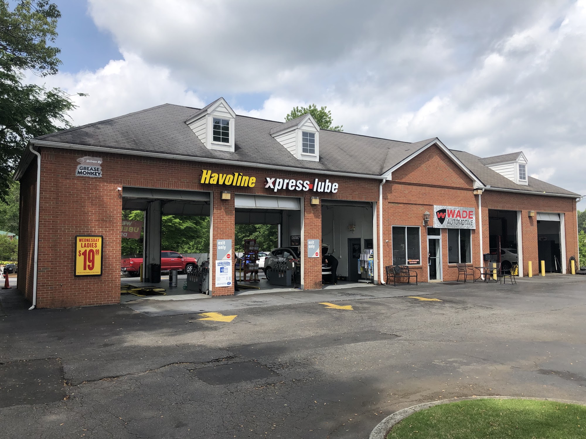 Havoline Xpress Lube 5528 Chamblee Dunwoody Rd, Dunwoody