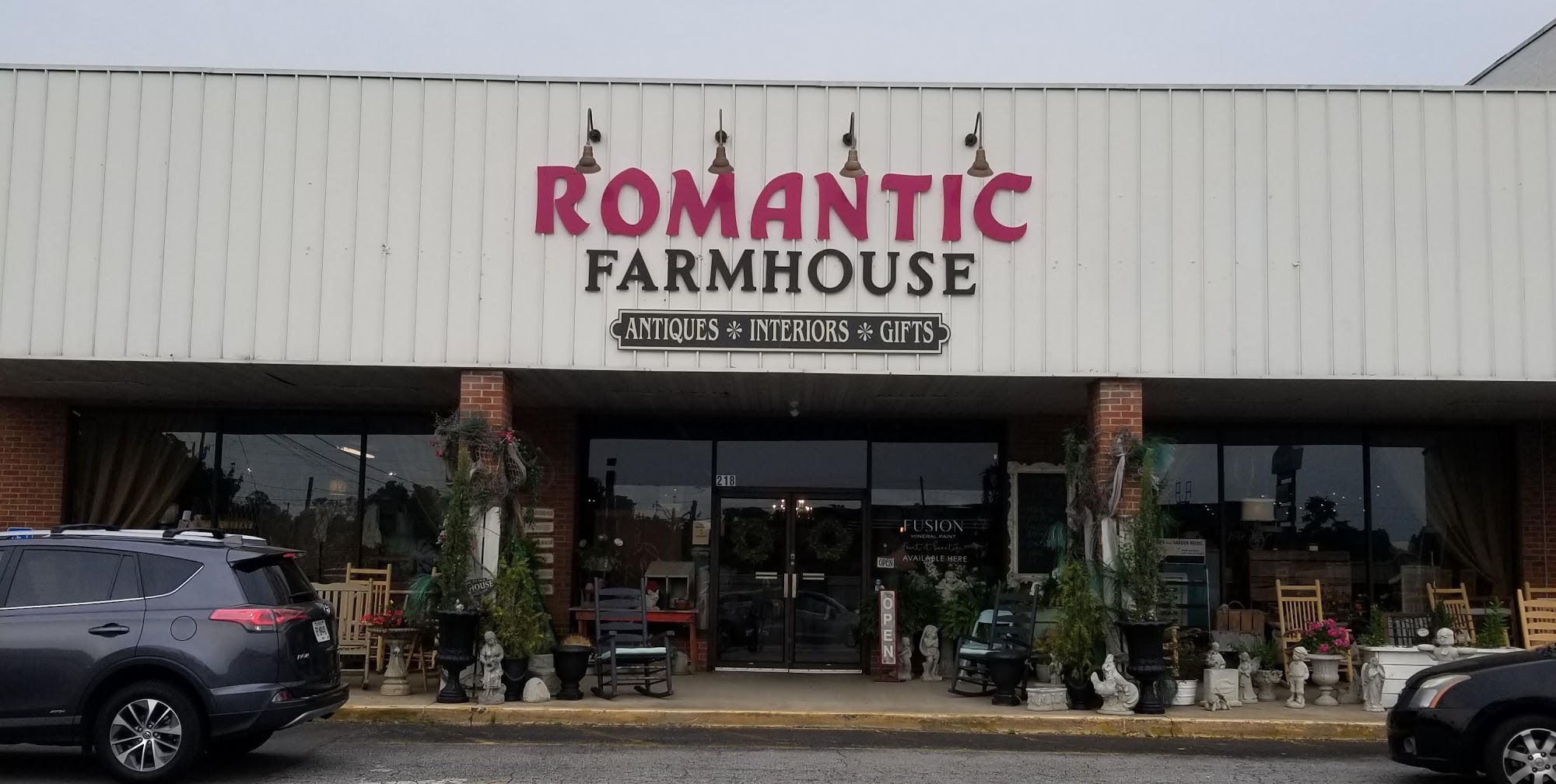 Romantic Farmhouse
