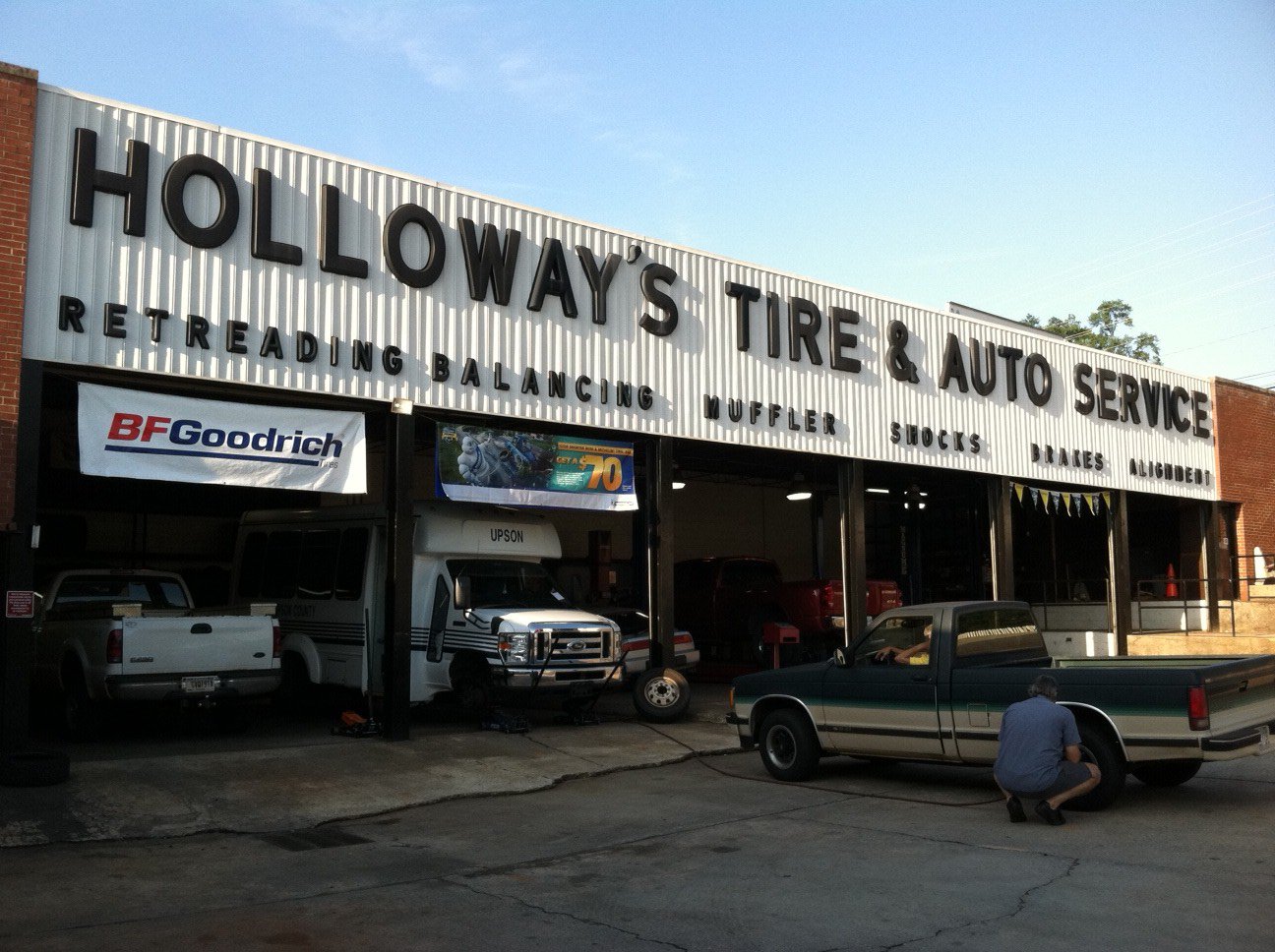 Holloway's Tire & Auto Service