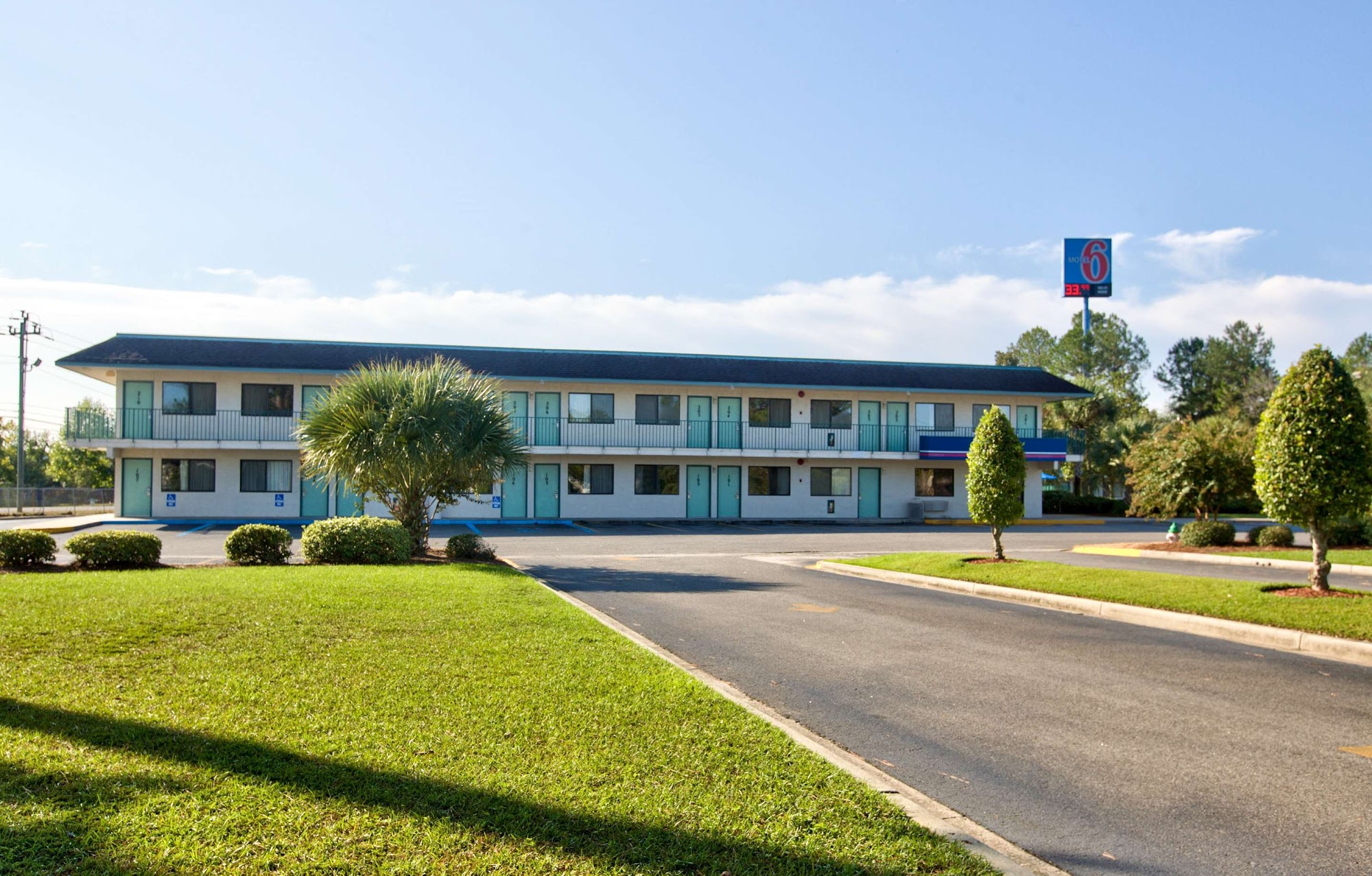 Motel 6 Valdosta, GA - University